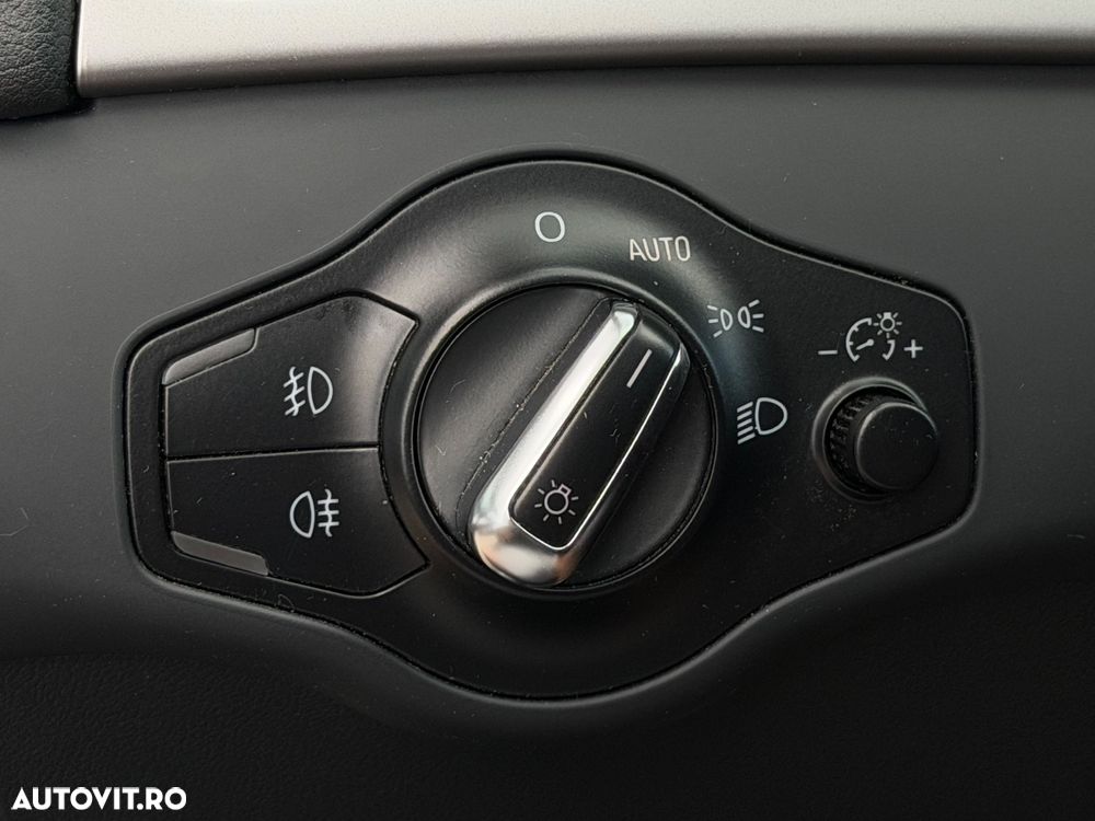 Audi A4 Limuzina 2.0 TDI DPF Attraction - 22