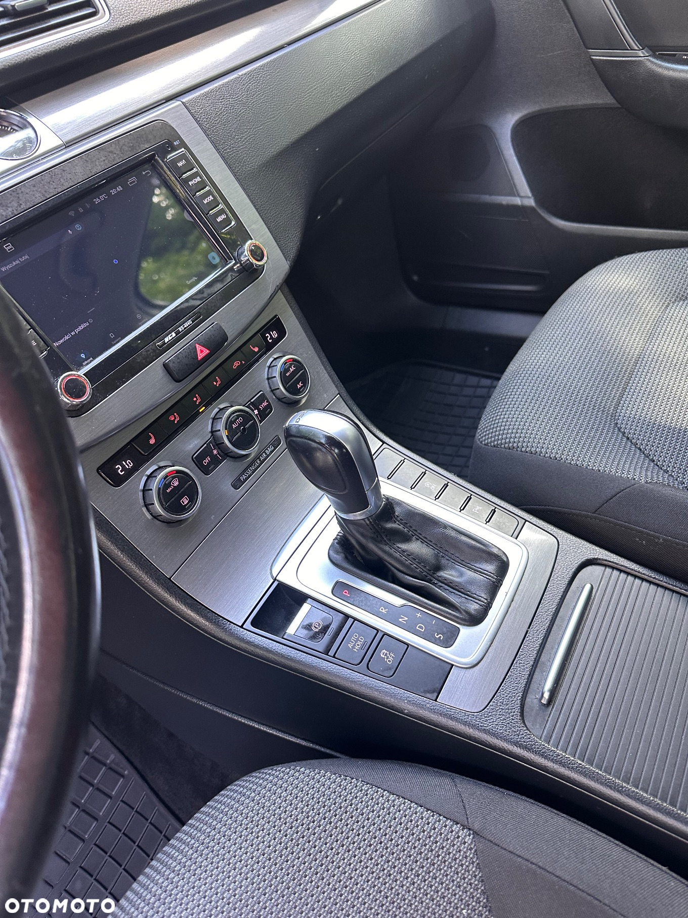 Volkswagen Passat 2.0 TDI Comfortline DSG - 29