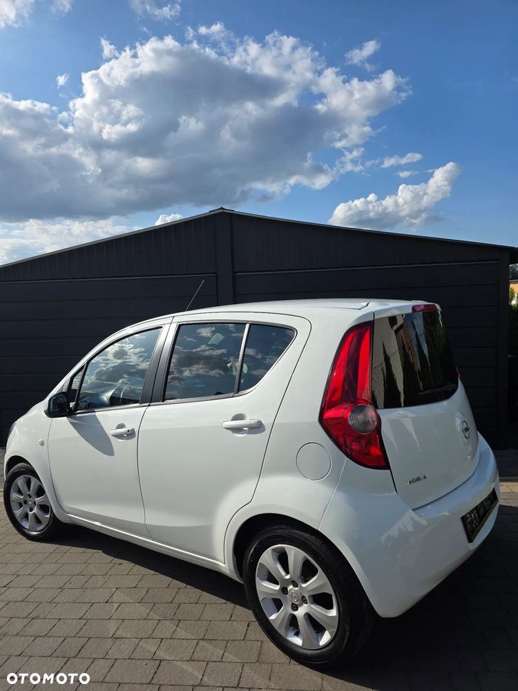 Opel Agila 1.0 - 2