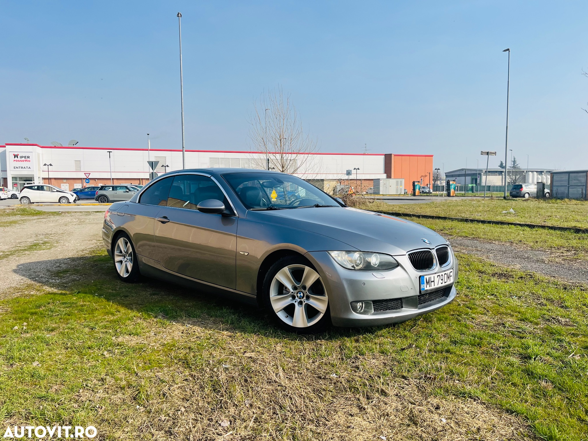 BMW Seria 3 320d DPF Cabrio Aut. - 4
