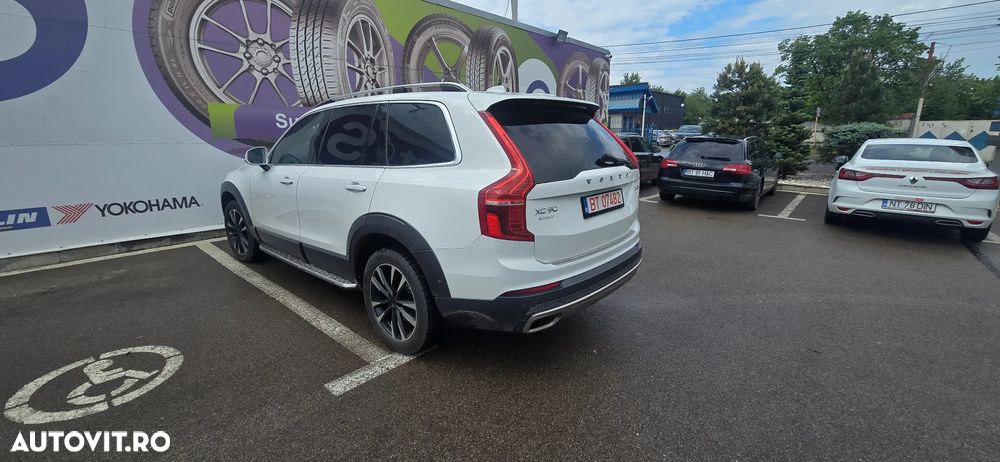Volvo XC 90 D5 AWD Geartronic Momentum - 1