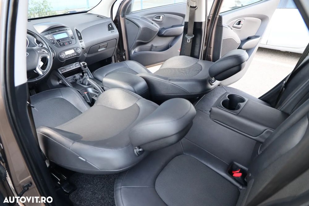 Hyundai ix35 2.0 CRDI 4WD Trend - 30