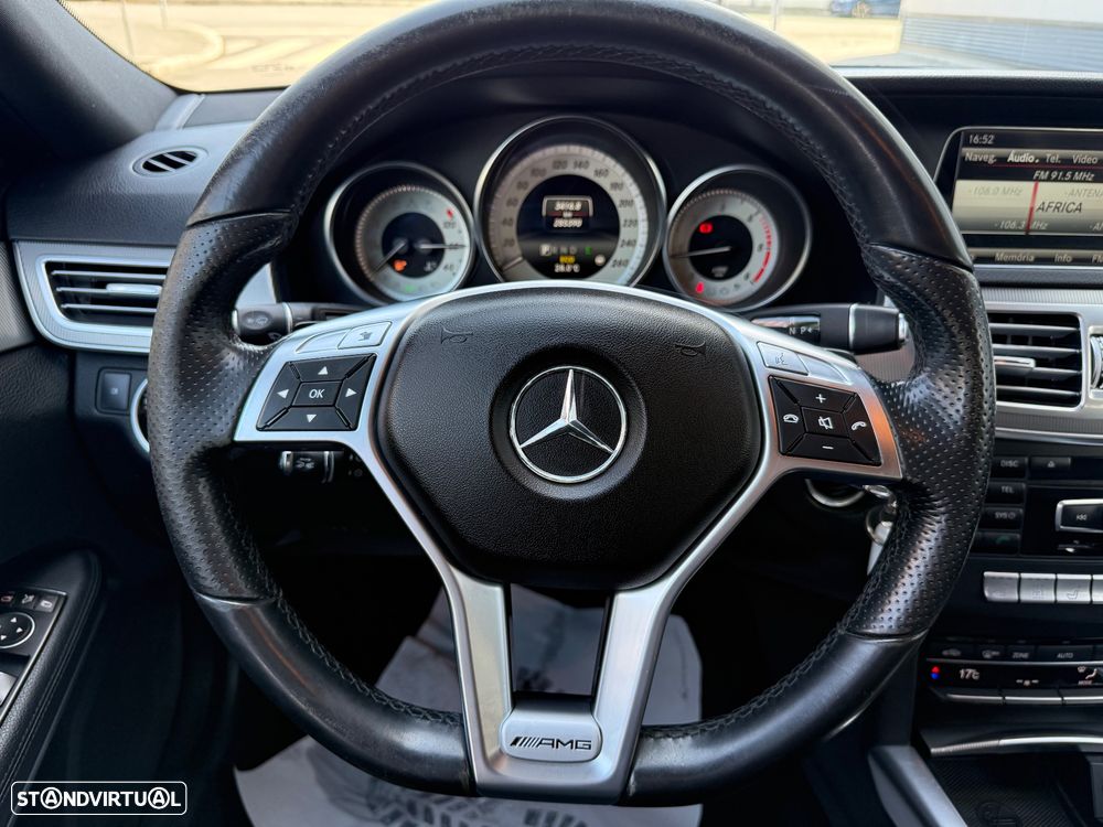 Mercedes-Benz E 250 CDi Avantgarde BlueEfficiency Auto. - 32