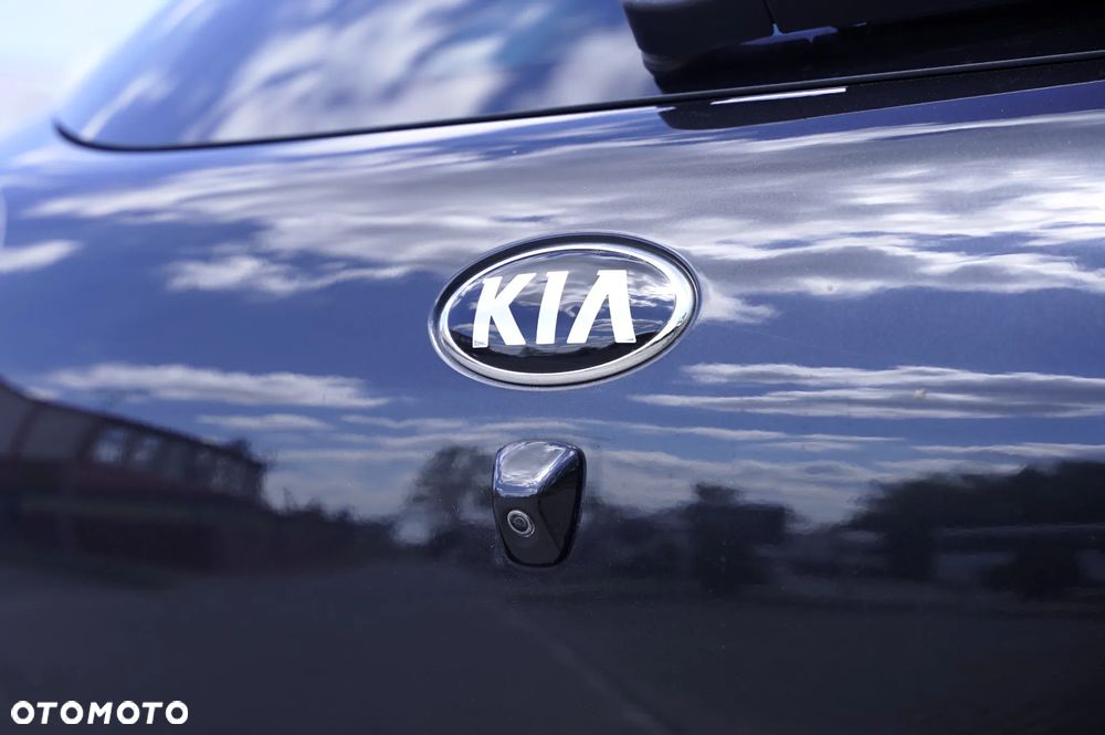 Kia Ceed 1.6 CRDi 128 ISG Spirit - 18