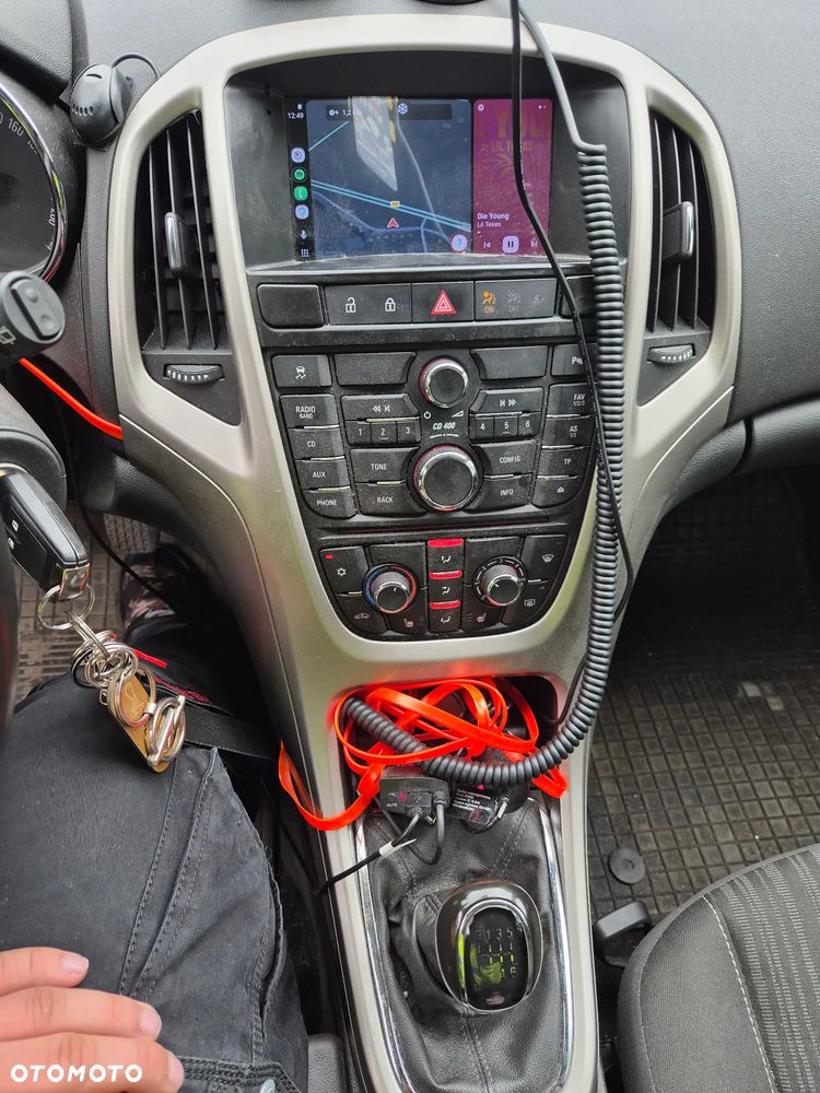 Opel Astra 1.4 Turbo - 9