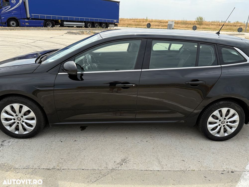 Renault Megane 1.5 dCI Zen - 12