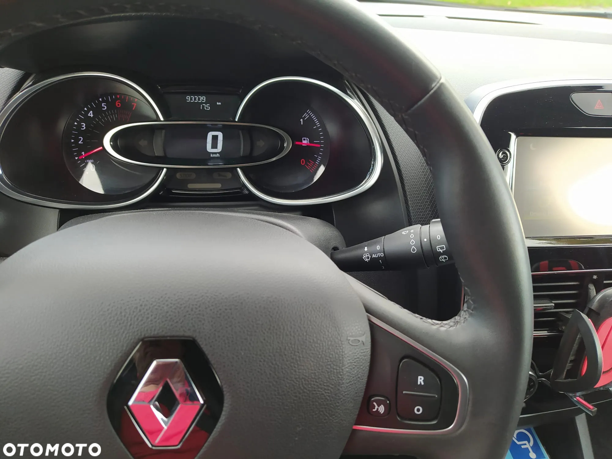Renault Clio 0.9 Energy TCe Limited - 11