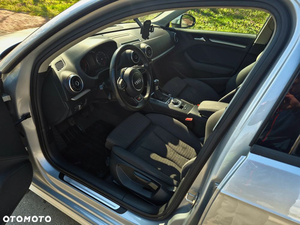 Audi A3 Sportback 2.0 TDI - 9