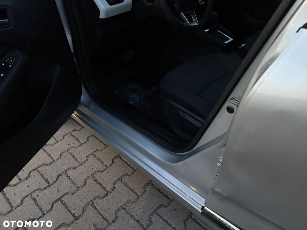 Renault Clio TCe 90 X-tronic TECHNO - 17