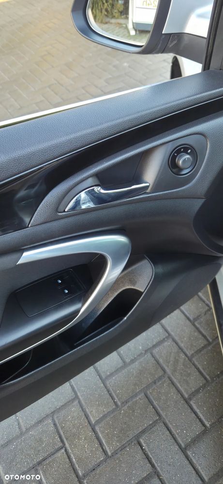 Opel Insignia 2.0 CDTI Cosmo ecoFLEX - 26