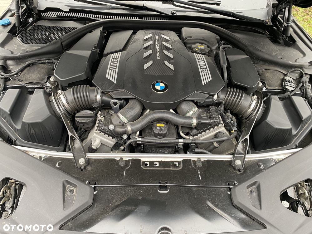 BMW Seria 8 - 40
