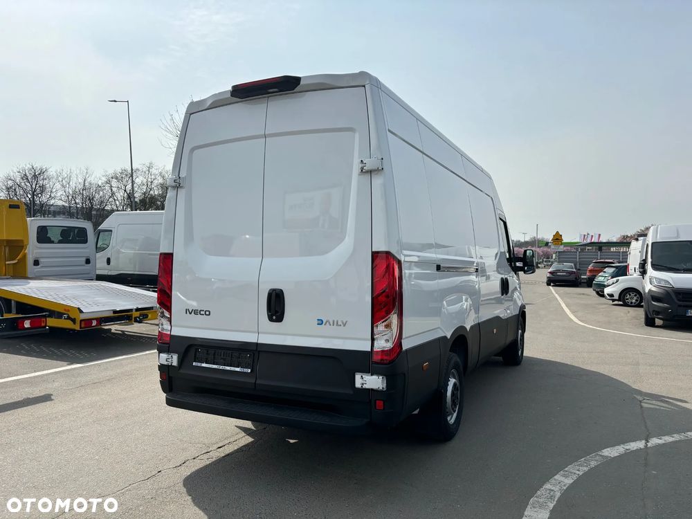 Iveco Daily L3H2 12m3 - 3