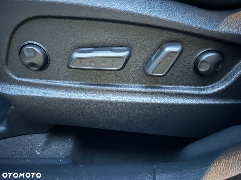 Kia Carens 1.7 CRDi Vision - 16