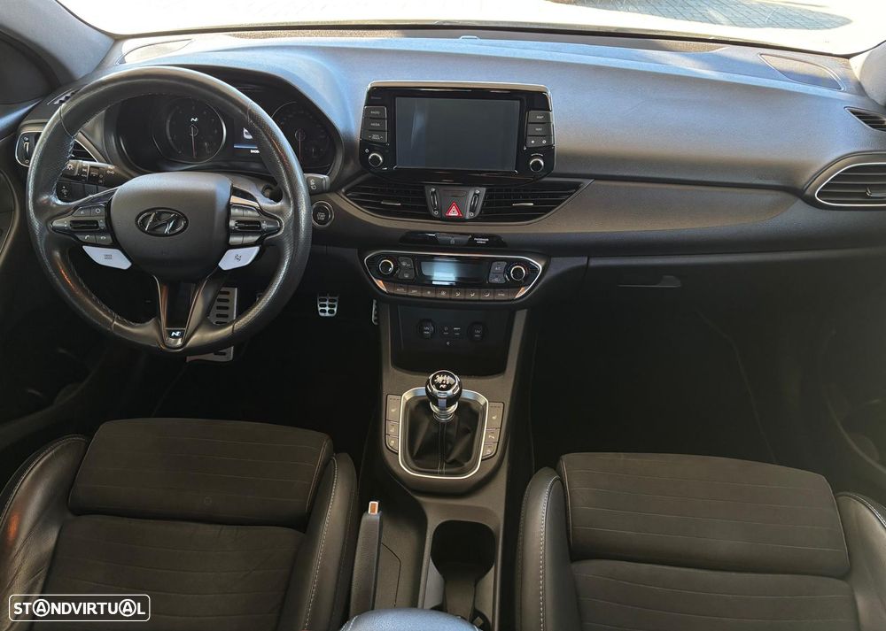 Hyundai i30 N 2.0 T-GDi Performance Pack - 9