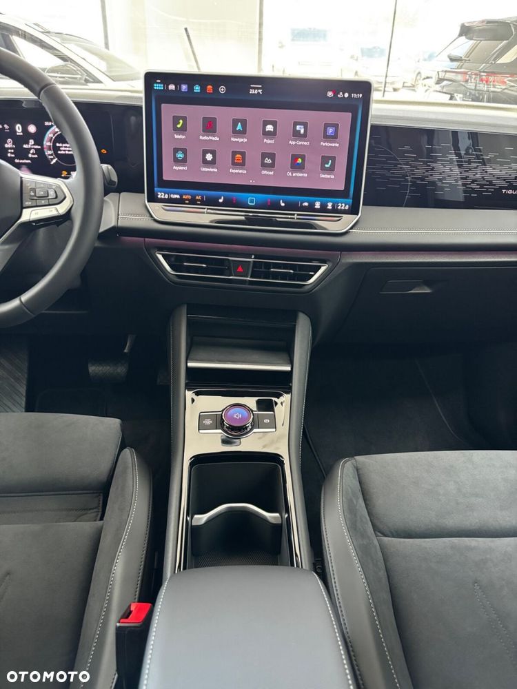 Volkswagen Tiguan - 30
