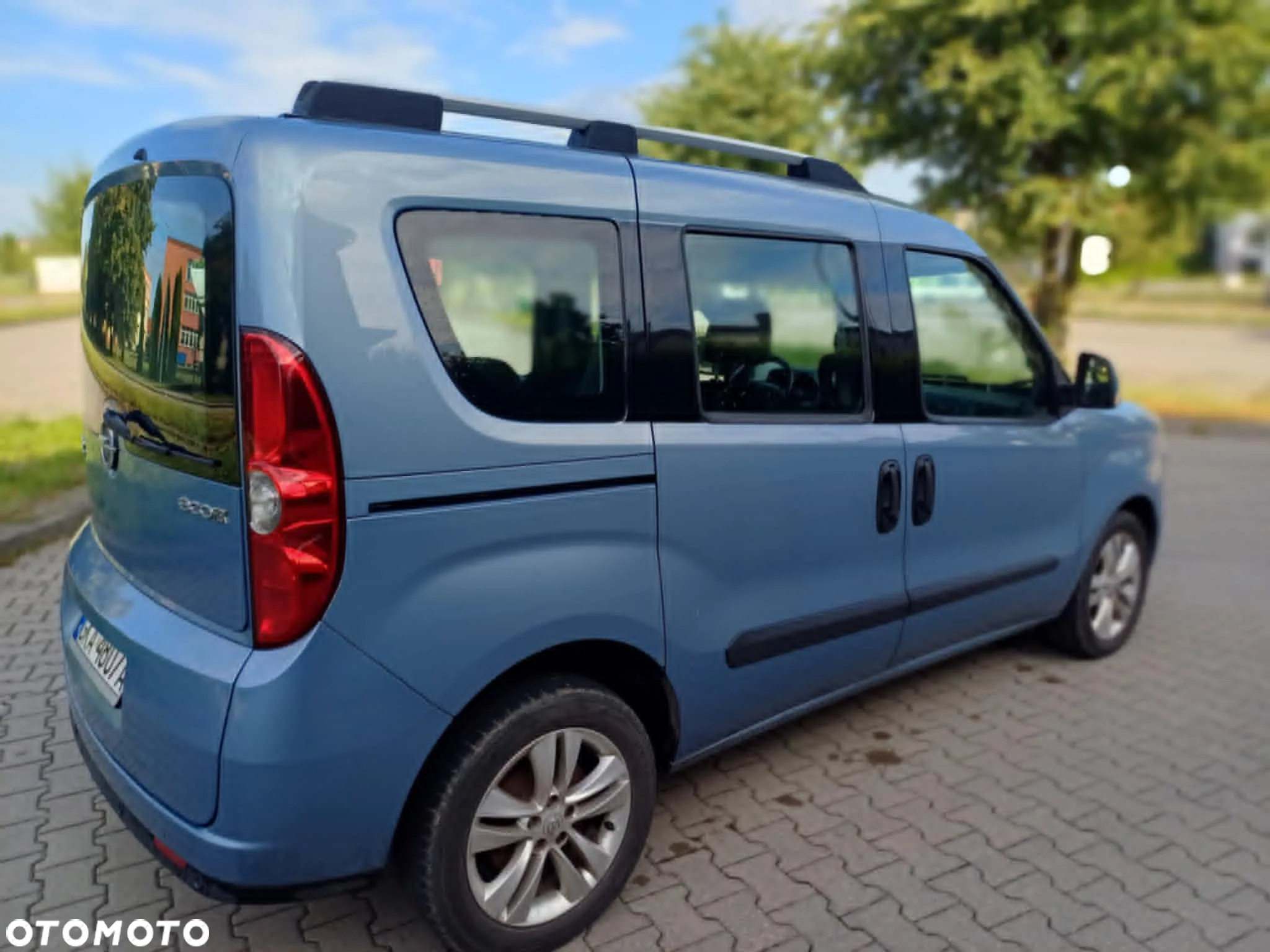 Opel Combo - 8