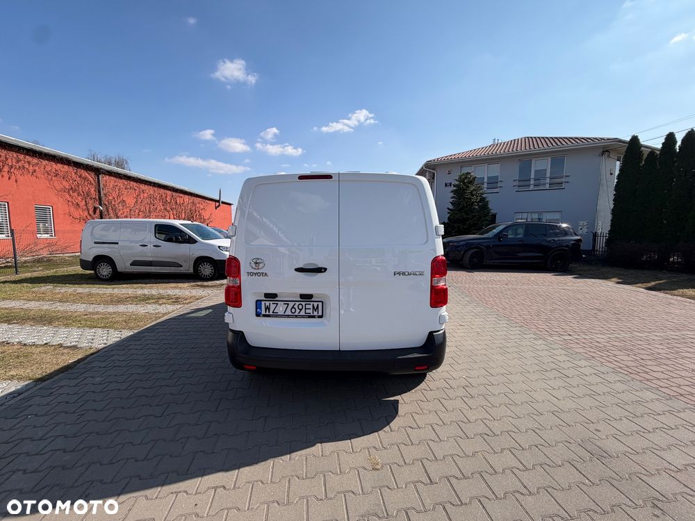 Toyota PROACE - 7