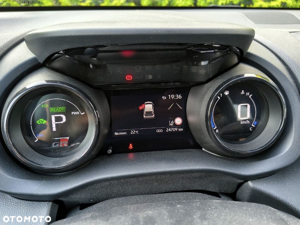 Toyota Yaris - 10