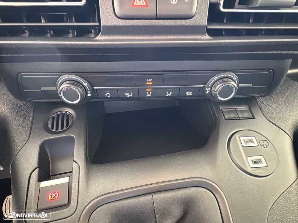 Fiat Doblo Outro - 17