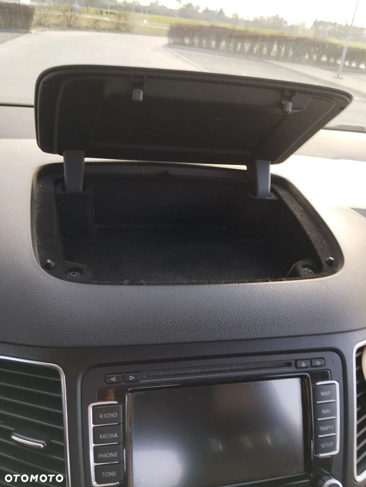 Volkswagen Sharan 2.0 TSI DSG Highline - 25