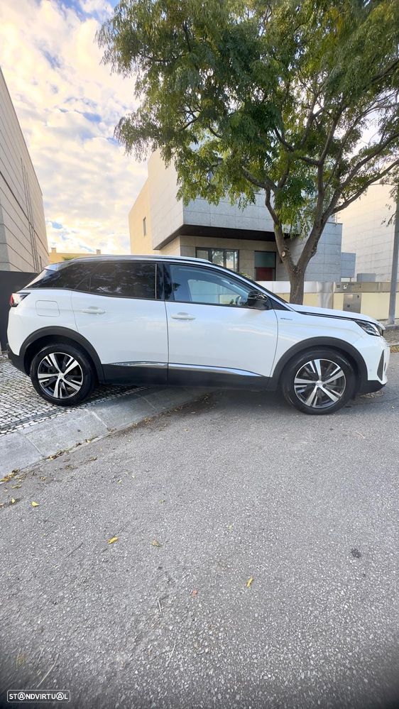 Peugeot 3008 Plug-In Hybrid 225 e-EAT8 Allure Pack - 5