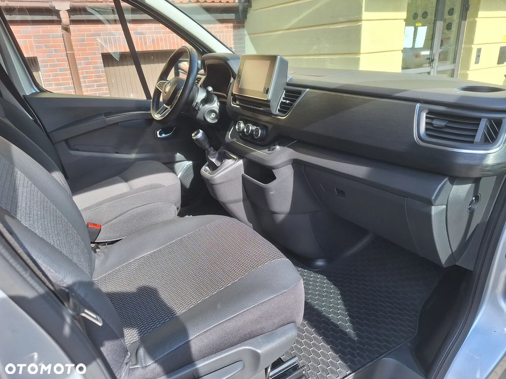 Renault Trafic 2.0 dCi - 14