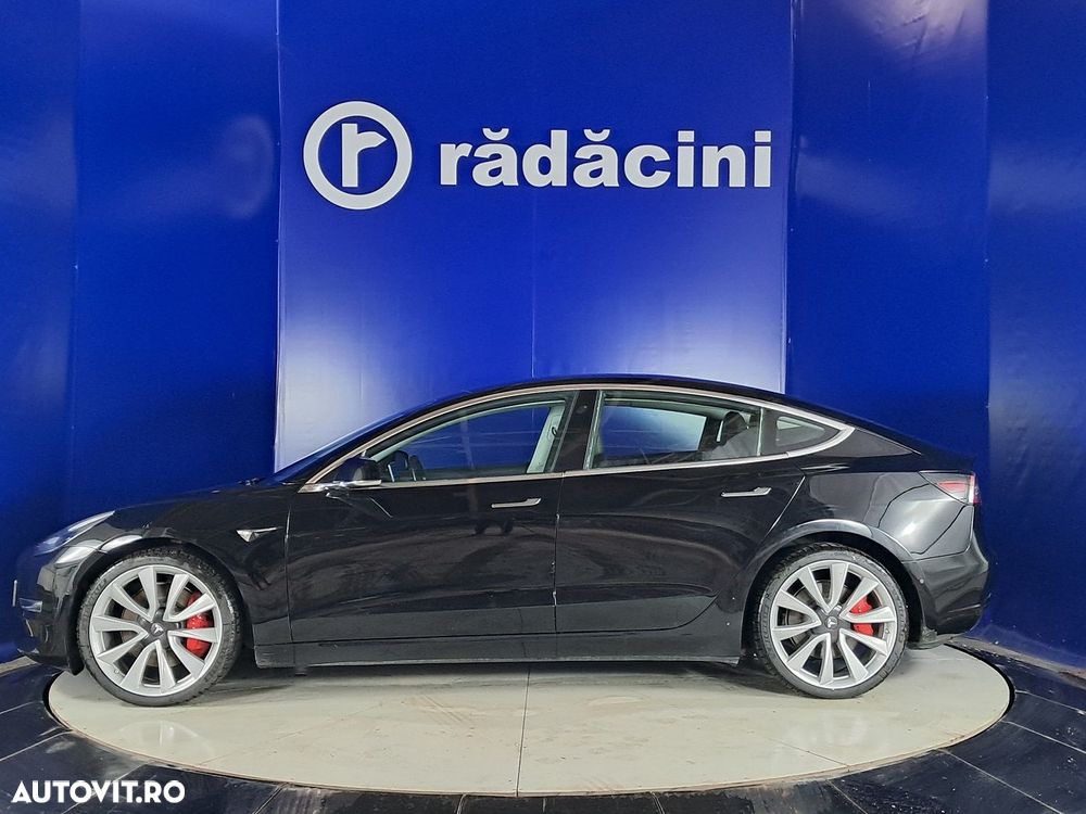 Tesla Model 3 - 2
