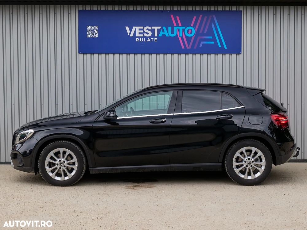 Mercedes-Benz GLA 180 d 7G-DCT Urban - 11
