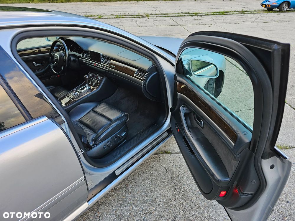 Audi A8 4.2 TDI Quattro - 10
