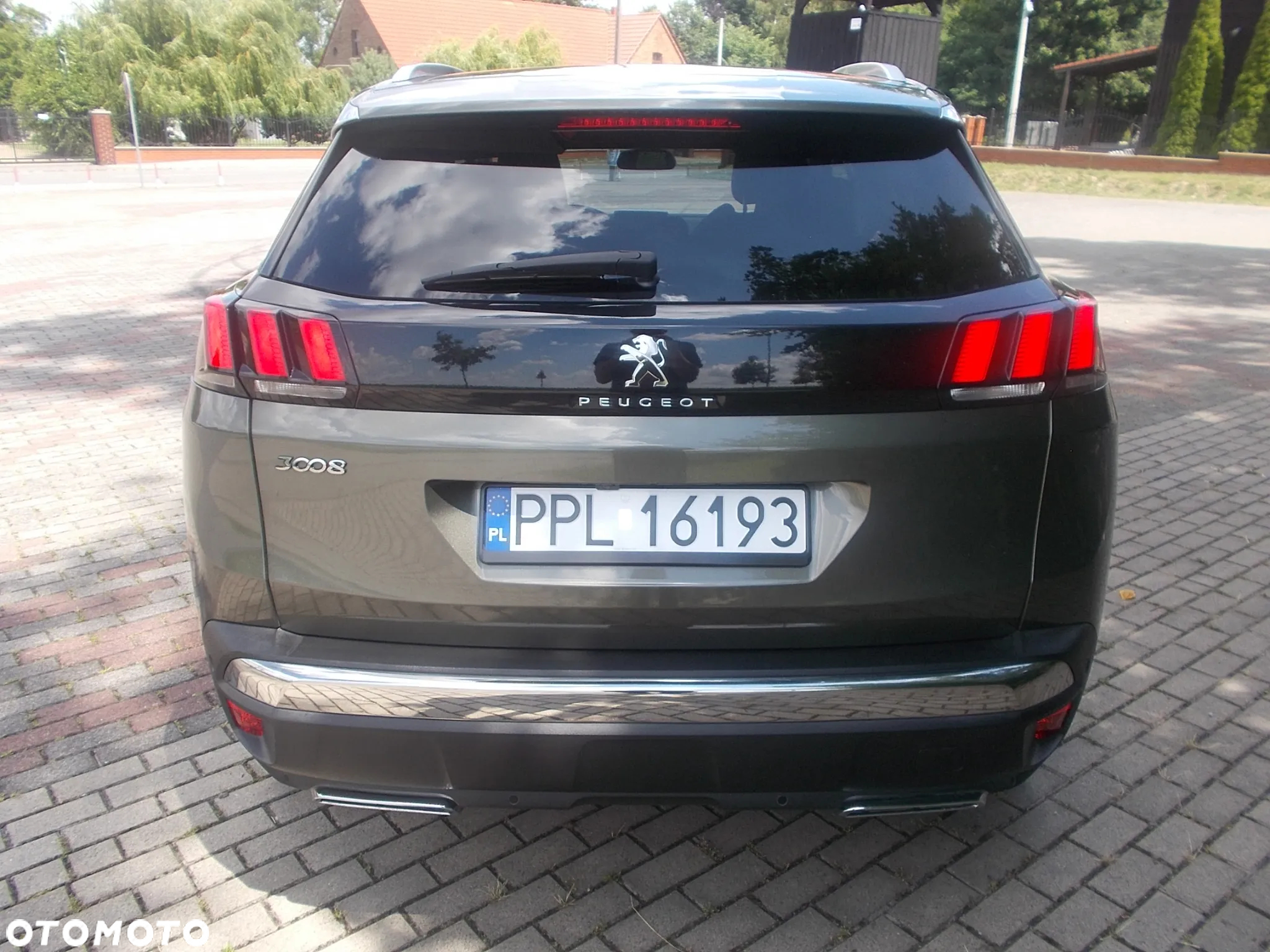Peugeot 3008 1.2 PureTech Allure S&S EAT6 - 8