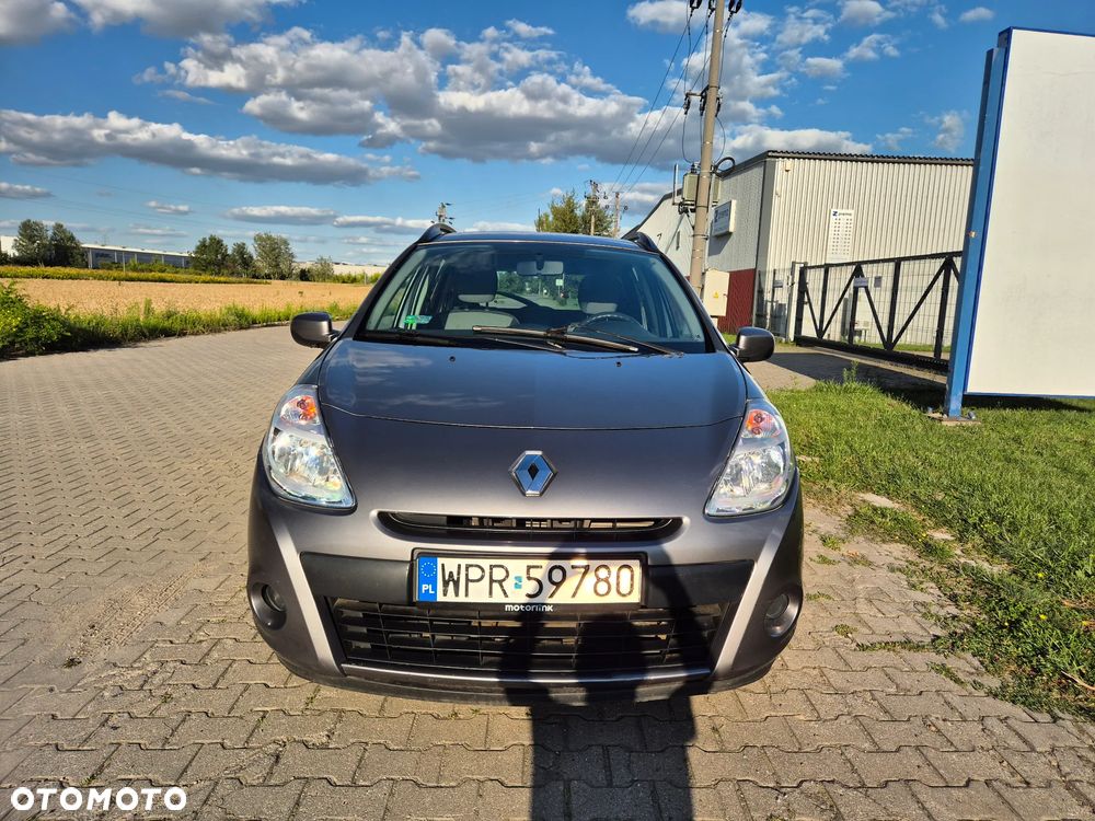 Renault Clio - 17