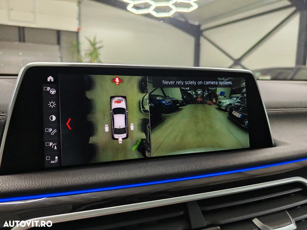 BMW Seria 7 740d xDrive - 22
