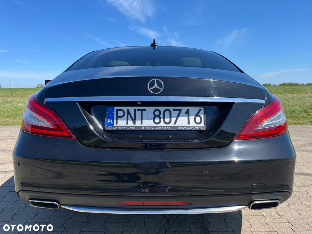 Mercedes-Benz CLS - 6