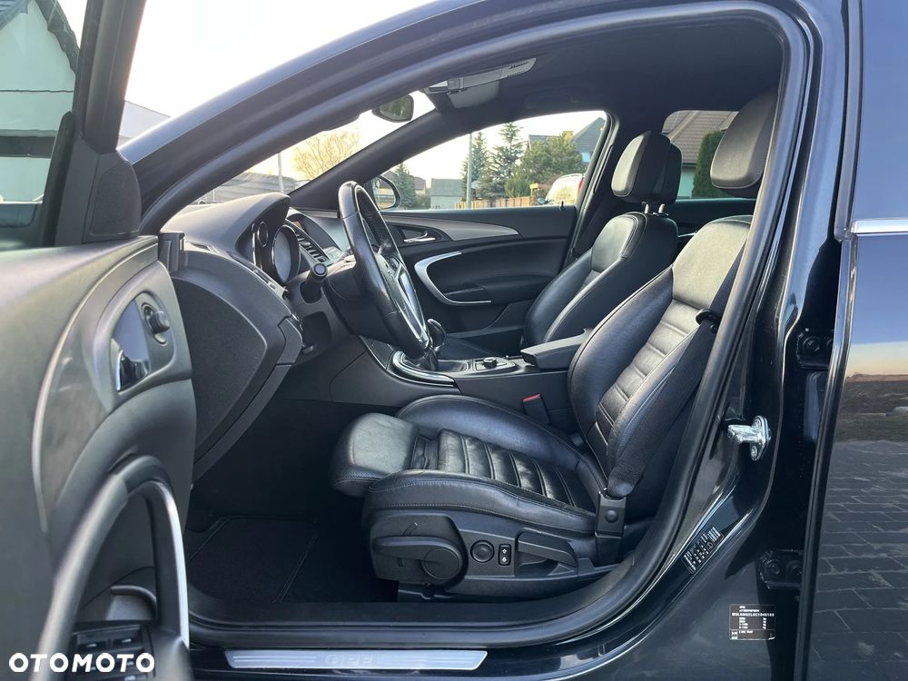 Opel Insignia - 23