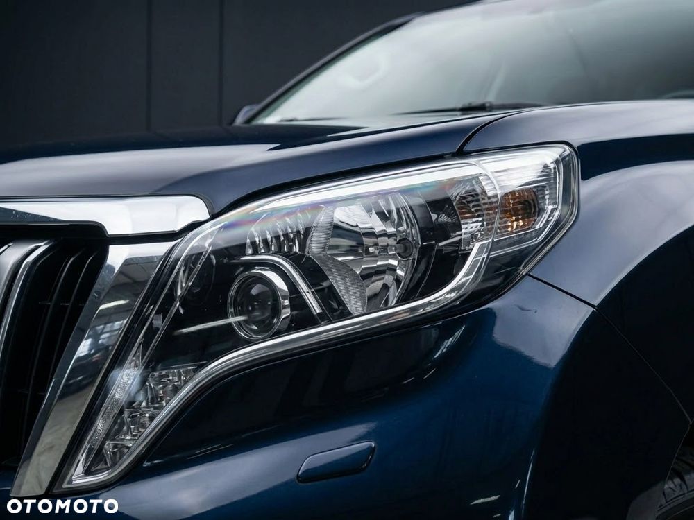 Toyota Land Cruiser LC 4.0 V6 Invincible - 11