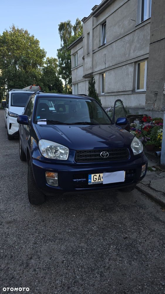 Toyota RAV4 1.8 VVT-i 4x2 - 1