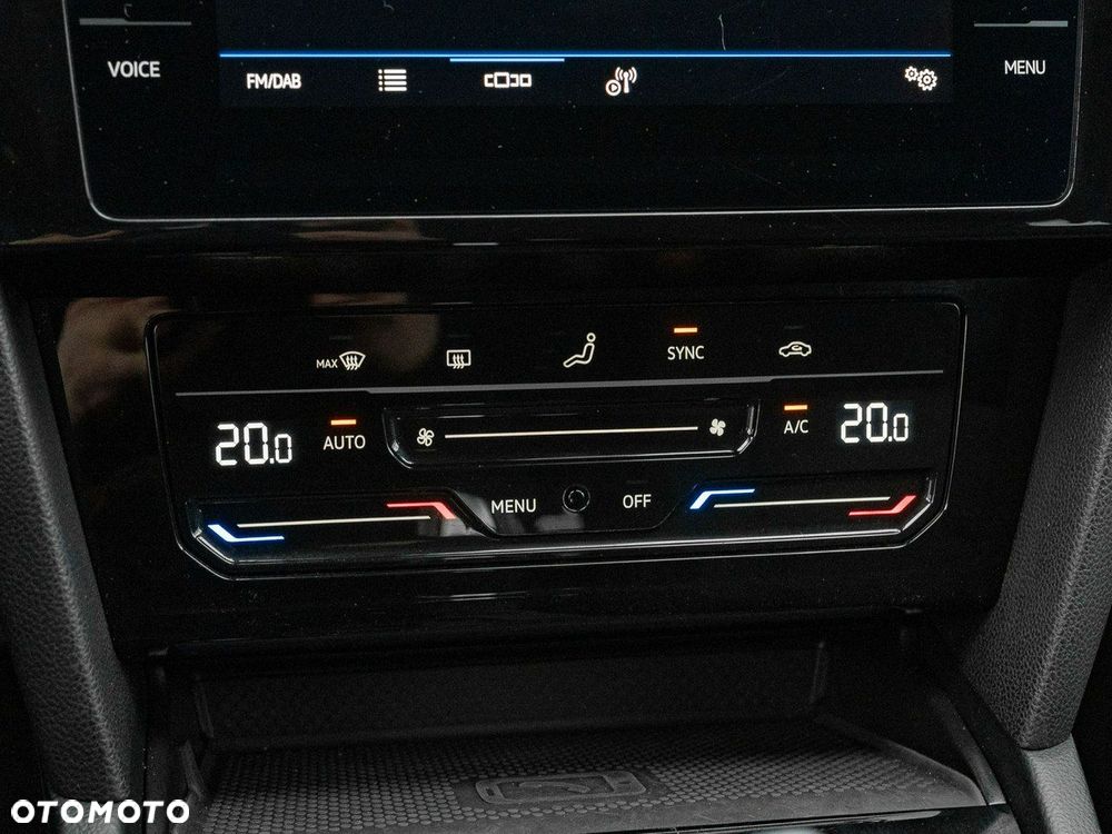 Volkswagen Passat 1.5 TSI EVO Business DSG - 19