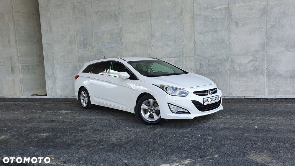 Hyundai i40 Kombi blue 1.6 Trend - 1