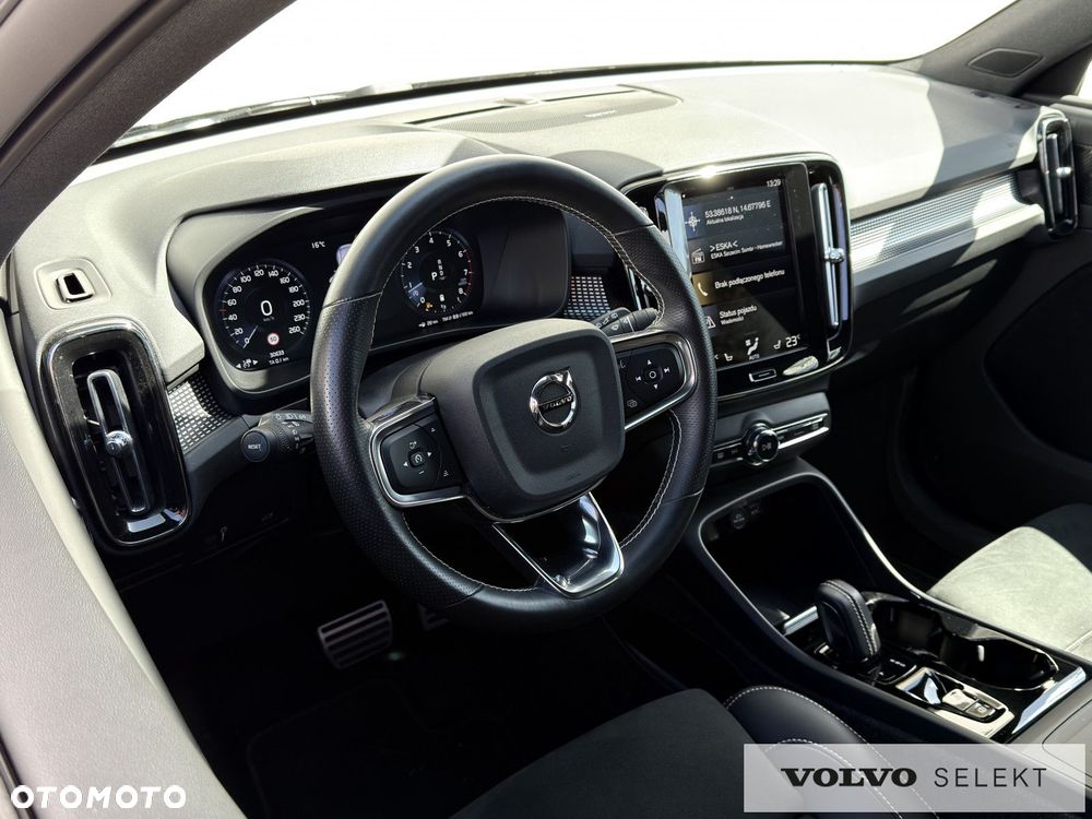 Volvo XC 40 - 23