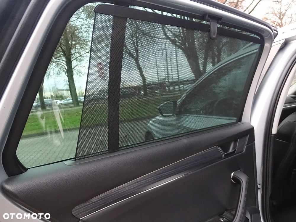 Skoda Superb 2.0 TDI SCR Style DSG - 34