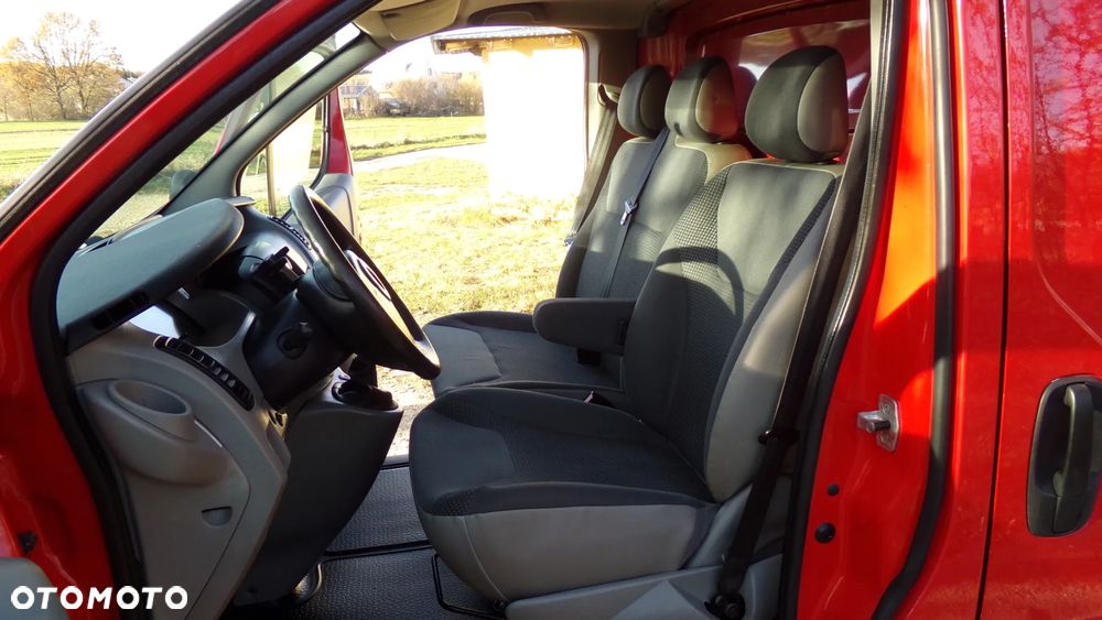 Opel VIVARO 2.0 * KLIMA * SERWIS * 3 OSOBOWY * SUPER STAN ! - 13