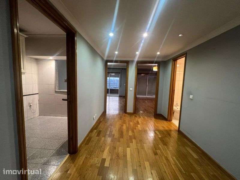 Apartamento T1+1 em Canidelo, V. N. Gaia - Grande imagem: 3/8