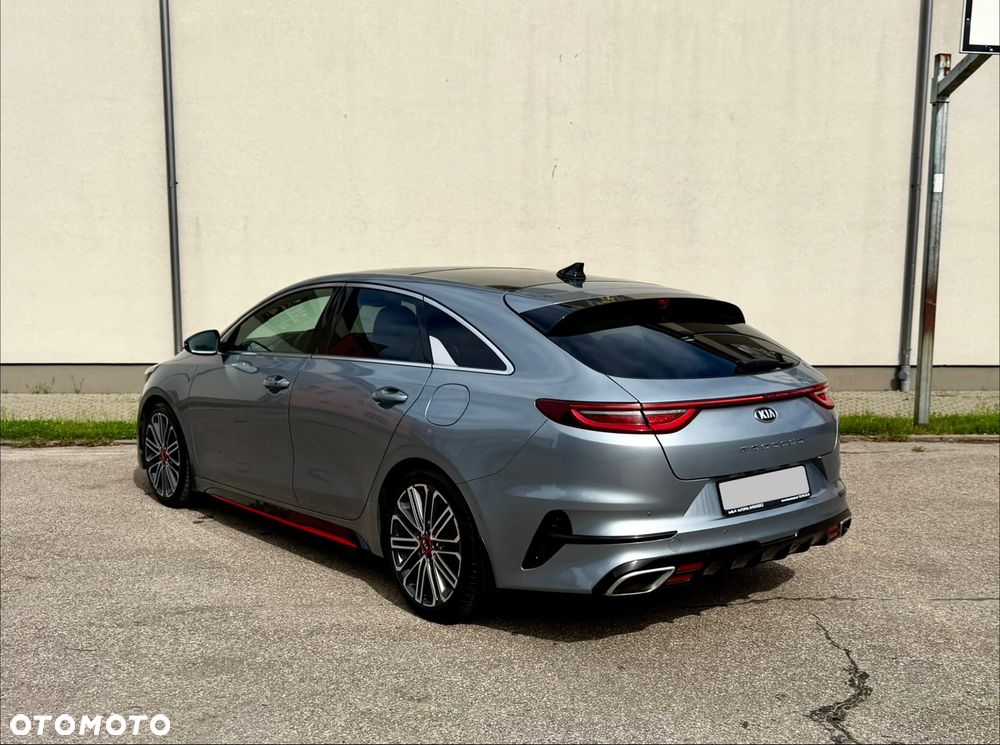 Kia ProCeed - 4