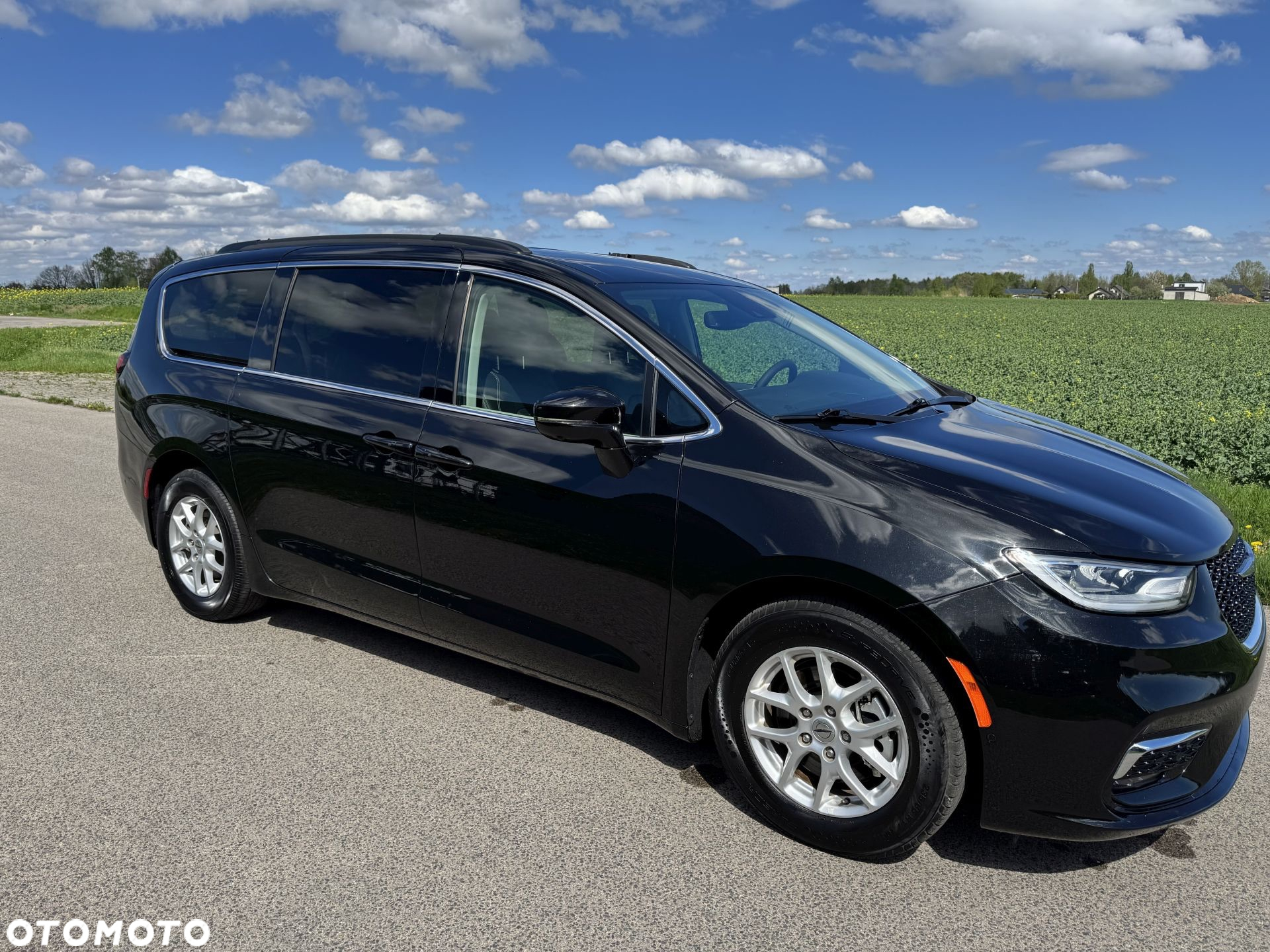 Chrysler Pacifica - 7