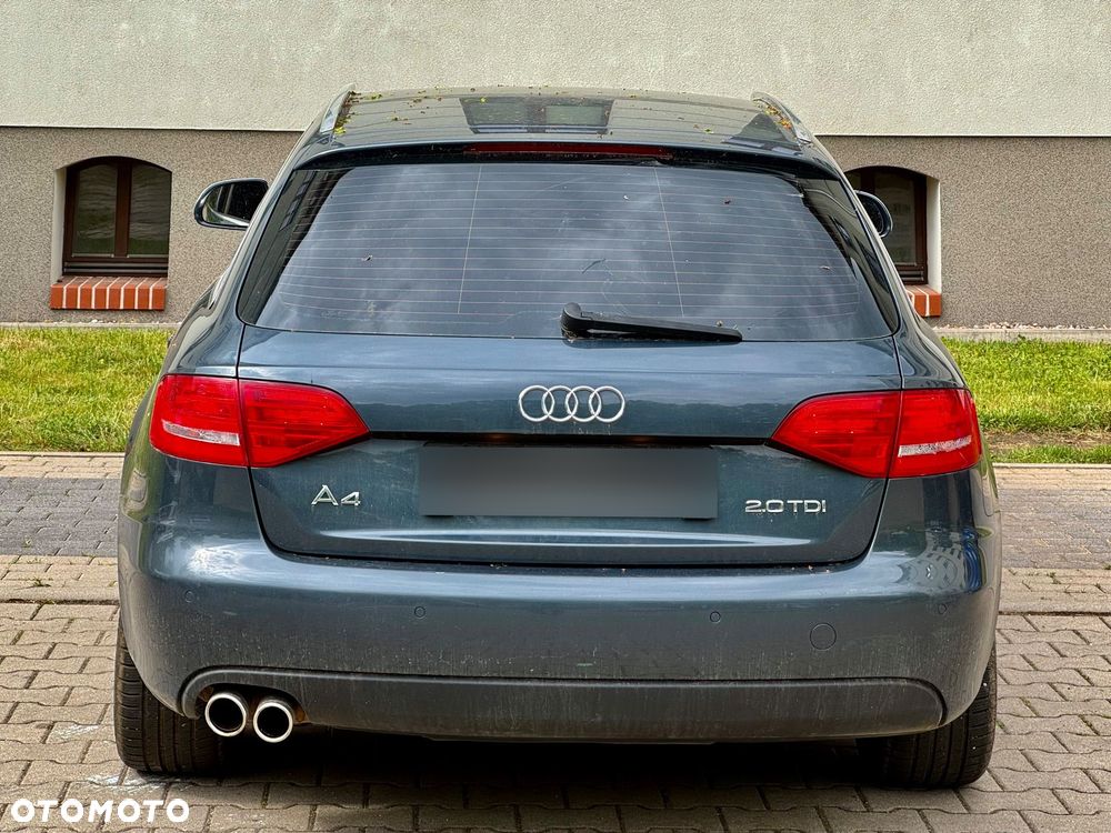 Audi A4 Avant 2.0 TDI - 11