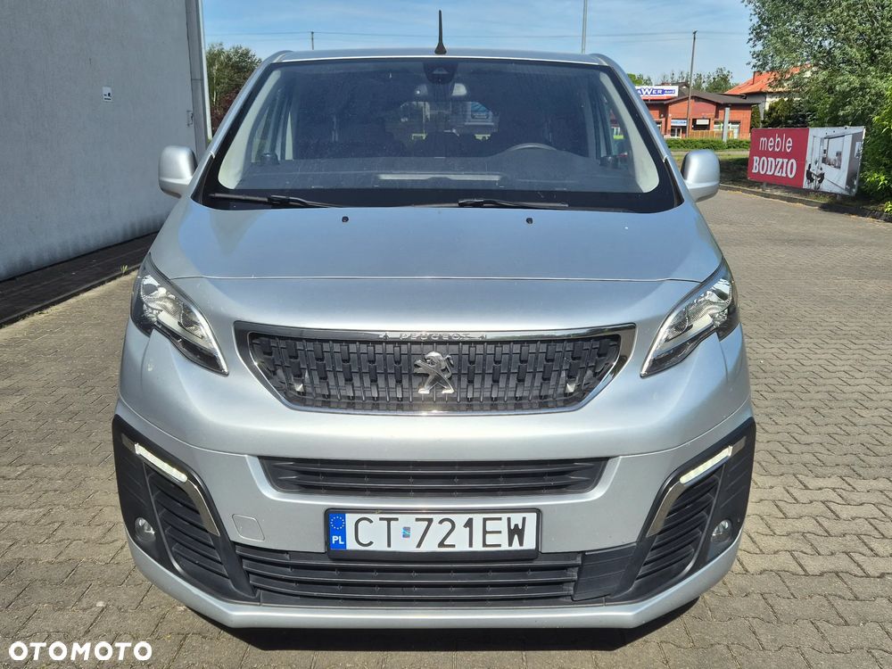 Peugeot Traveller - 2