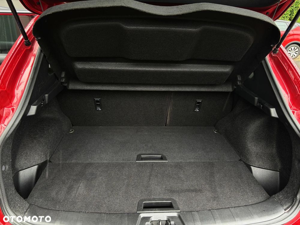 Nissan Qashqai 1.2 DIG-T N-Connecta EU6 - 33