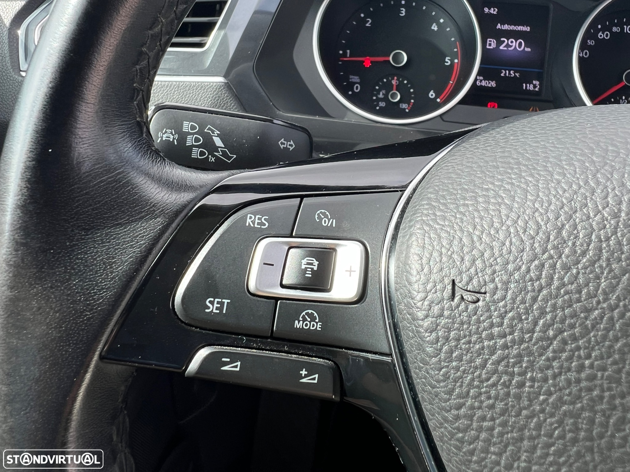 VW Tiguan 1.6 TDI Confortline - 25