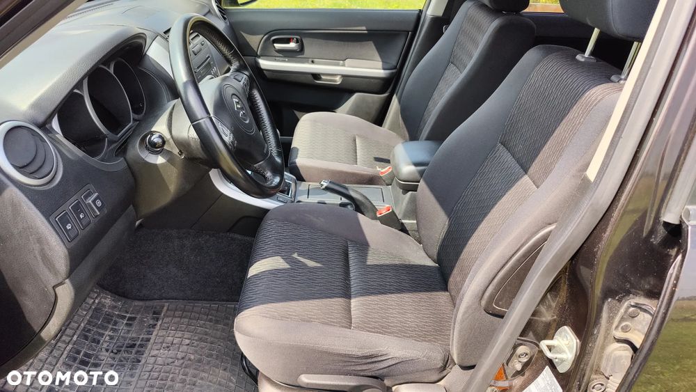 Suzuki Grand Vitara 2.4 Premium EU5 - 14