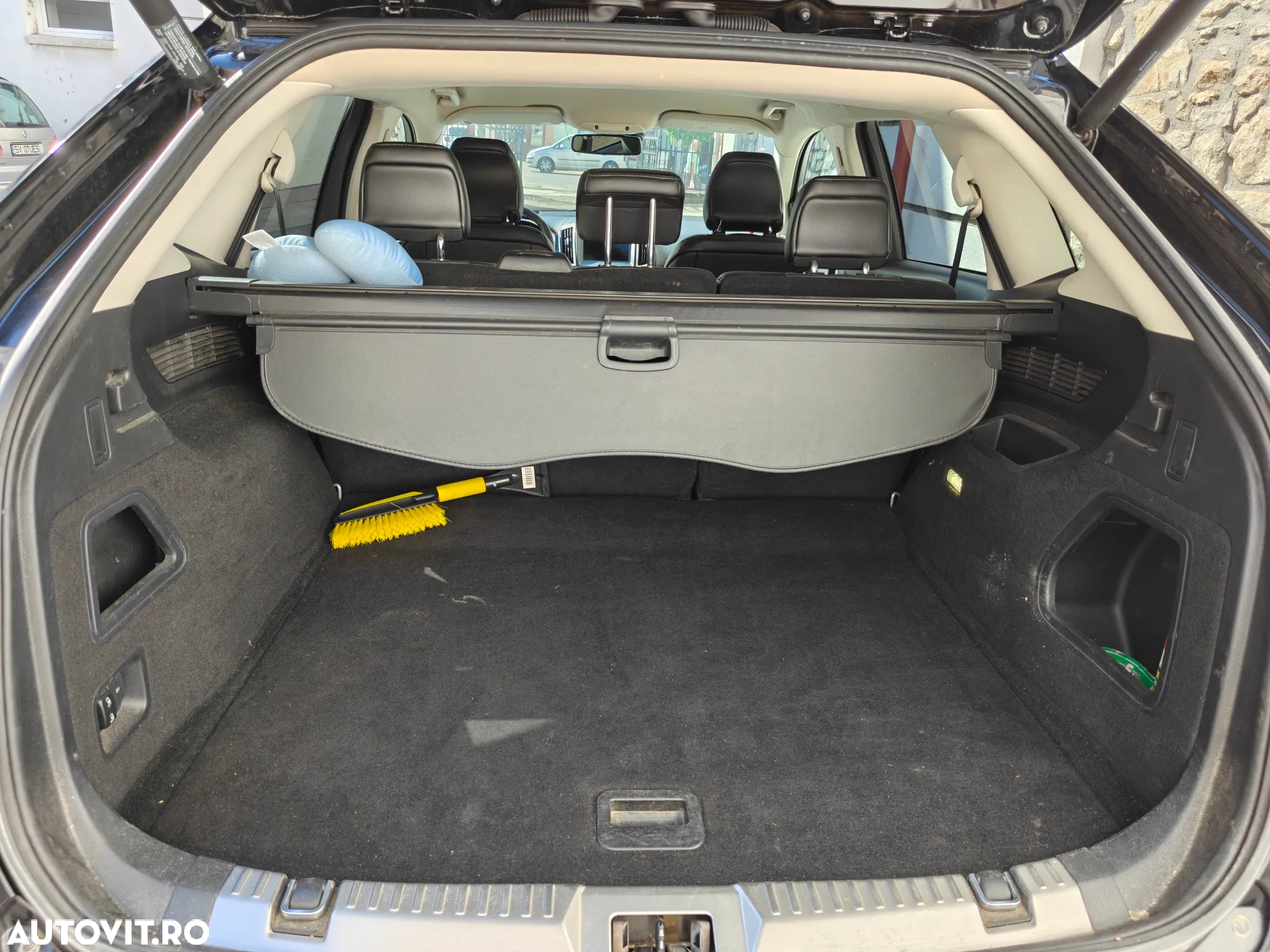 Ford Edge 2.0 TDCi Powershift Titanium - 12